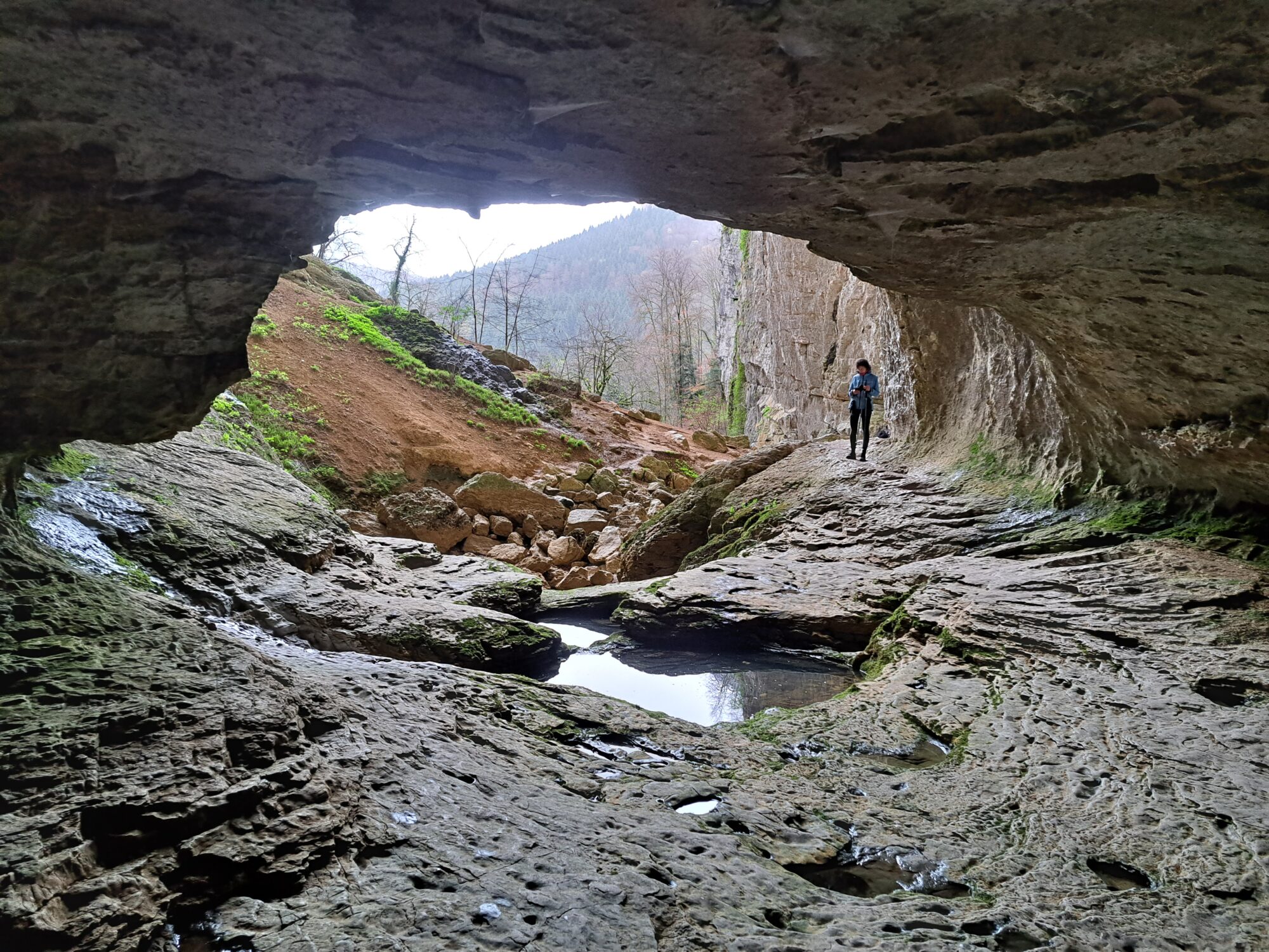 Grotte des Sarrazins